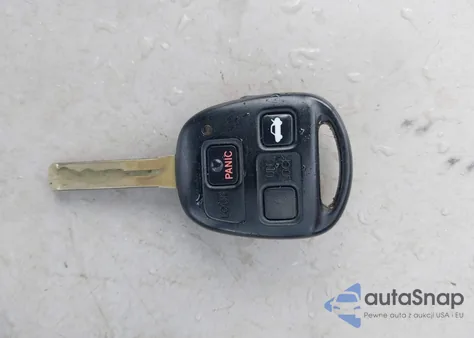 2002 Lexus Es 300 from USA, damaged, VIN JTHBF30GX25030777